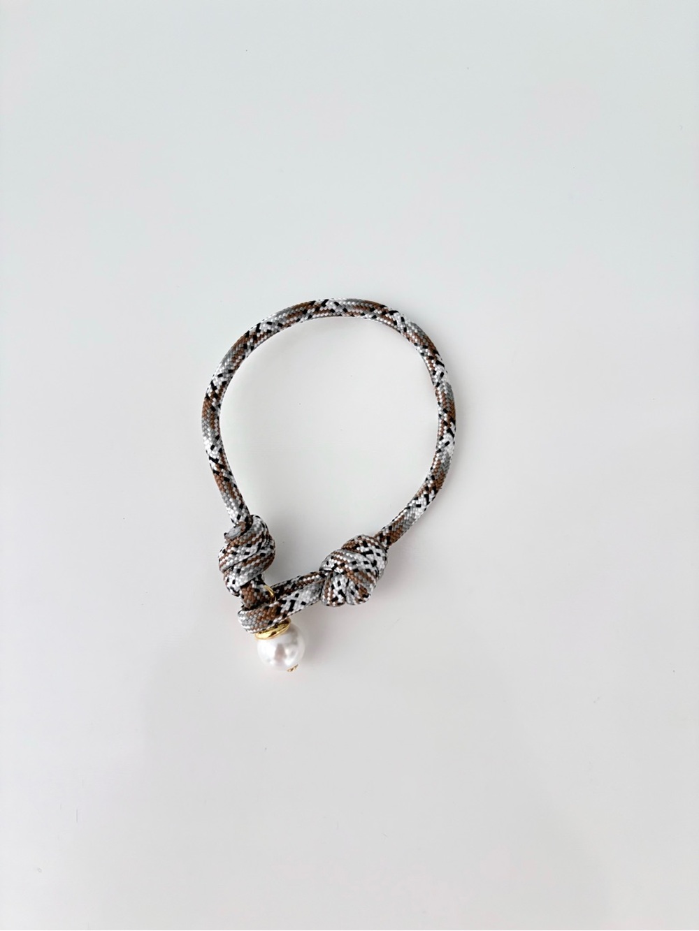 CC & Co Canino Jewelry Paracord Pearl Bracelet Peppered Cappuccino